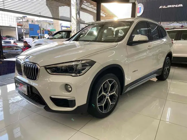 Carro BMW X1 2018 2.0 sDrive20i X-Line ActiveFlex