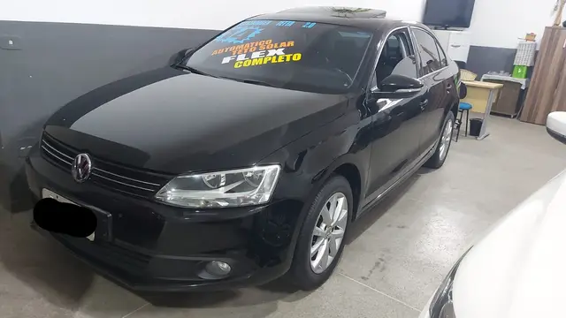 Carro Volkswagen Jetta 2014 2.0 Comfortline Tiptronic (Flex)