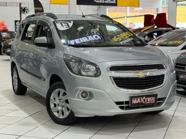 Carro Chevrolet Spin 2013 LTZ 7S 1.8 (Flex)