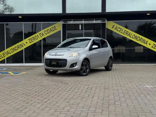 Carro Fiat Palio 2013 Attractive 1.4 8V (Flex)