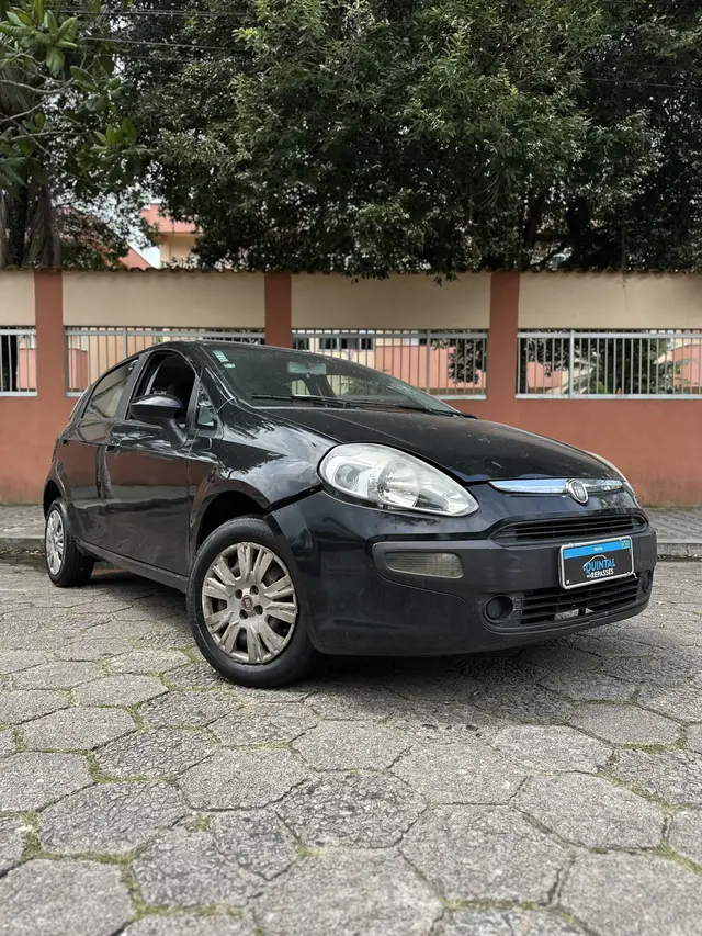 Carro Fiat Punto 2013 Attractive 1.4 (Flex)