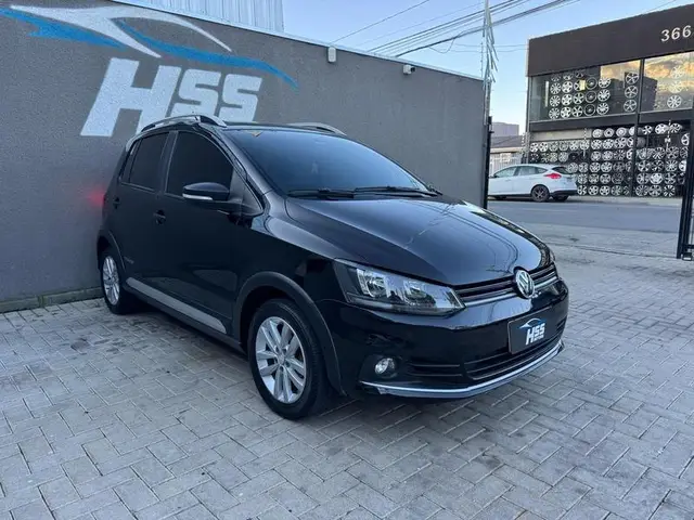 Carro Volkswagen Fox 2018 1.0 MPI Track (Flex)