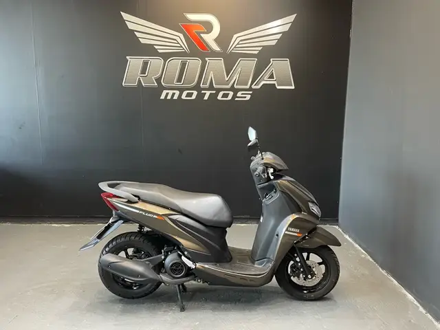 Moto Yamaha Fluo 2025 ABS