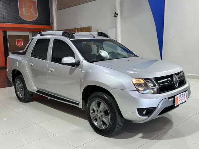 Carro Renault Duster Oroch 2021 2.0 16V Dynamique (Flex)
