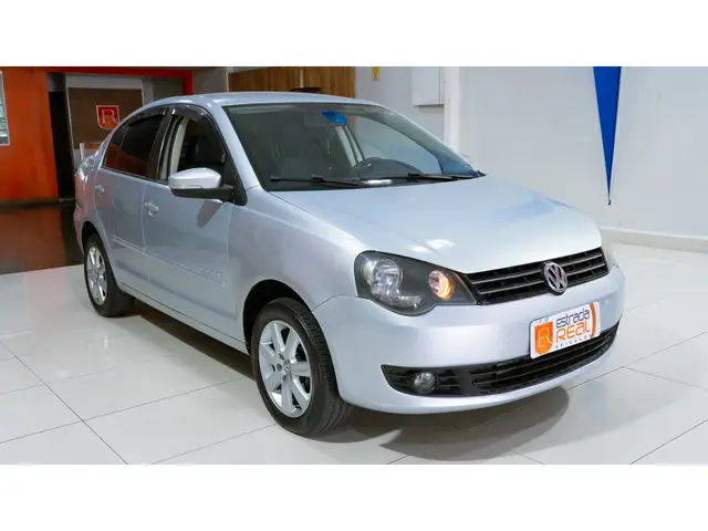 Carro Volkswagen Polo Sedan 2013 Comfortline 1.6 8V I-Motion (Flex) (Aut)