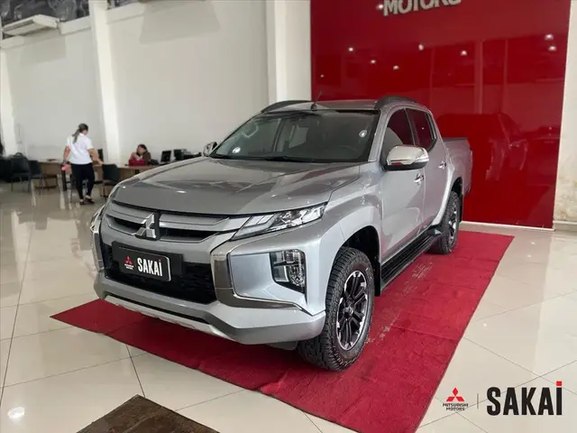 Carro Mitsubishi L200 Triton 2024 Sport HPE-S 2.4