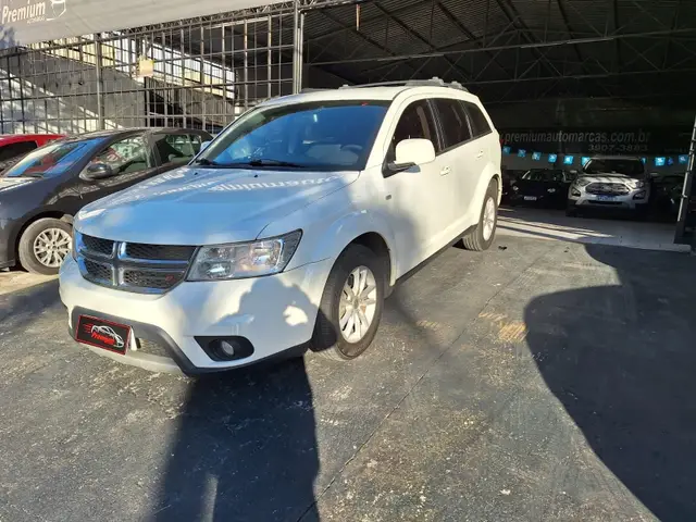 Carro Dodge Journey 2015 SXT 3.6 V6