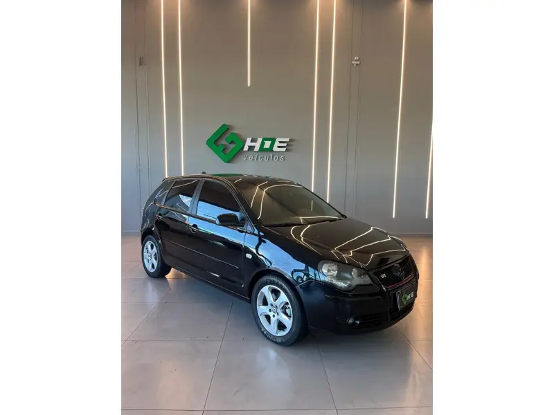 Volkswagen Polo Sedan Comfortline 2.0 (Flex)