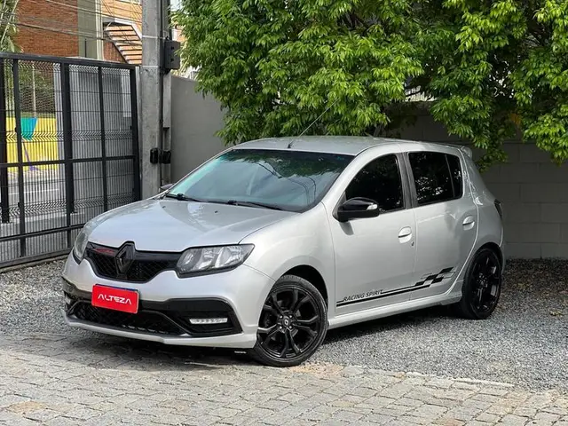 Carro Renault Sandero 2016 RS 2.0 16V (Flex)