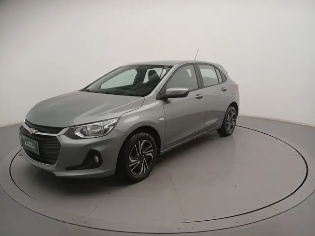 Carro Chevrolet Onix Plus 2024 LT 1.0