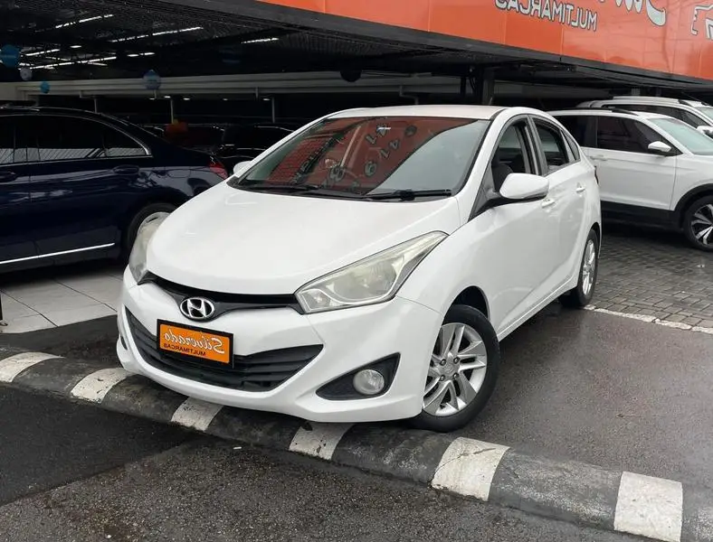 Hyundai 1.6 Premium (Flex)