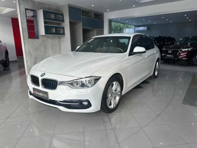 Carro BMW 320i 2017 320i M Sport ActiveFlex