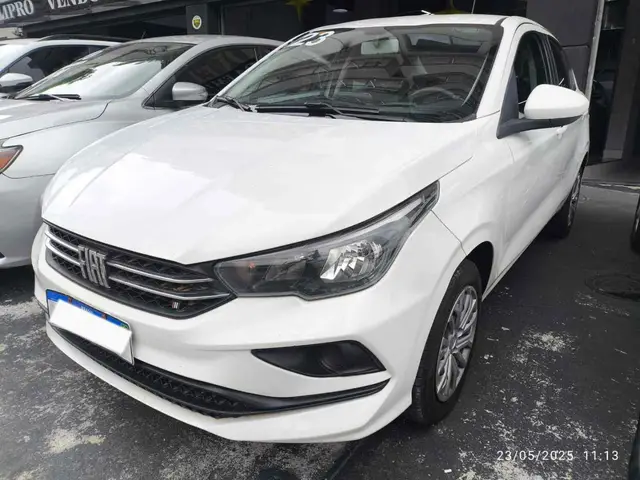 Carro Fiat Cronos 2023 Drive 1.0 (Flex) MT
