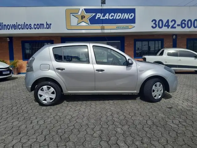 Carro Renault Sandero 2014 Expression 1.0 16V (flex)