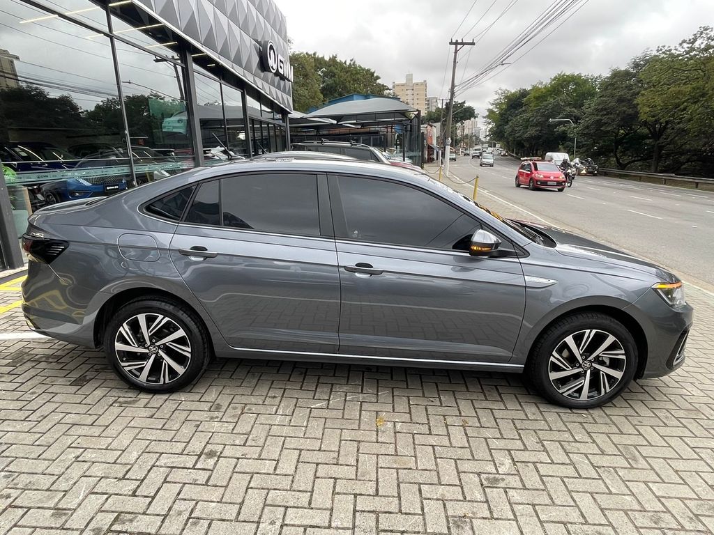 Virtus Highline 1.0 200 TSI
