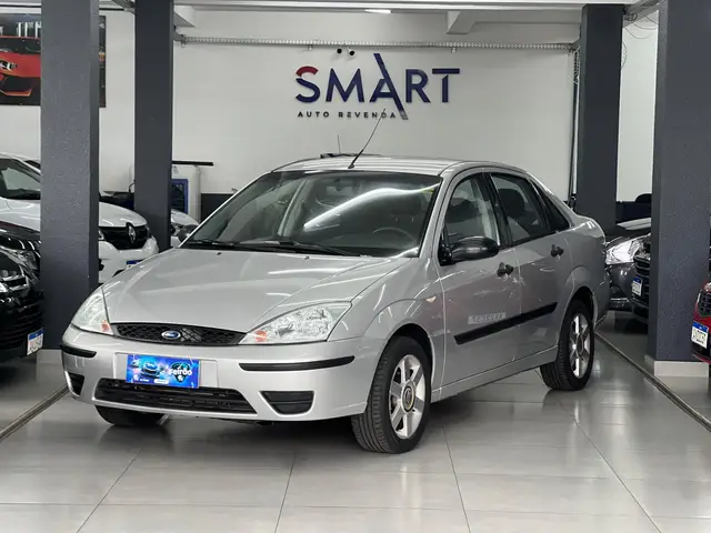 Carro Ford Focus Sedan 2008 Ghia 2.0 16V Duratec (Aut)