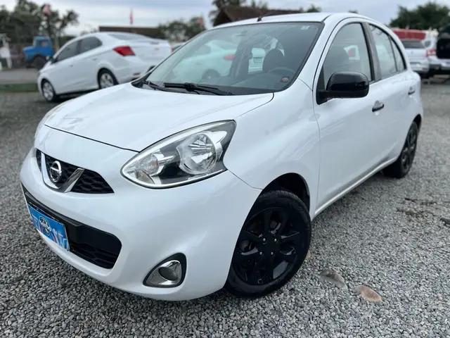 Carro Nissan March 2017 1.0 12V SV (Flex)