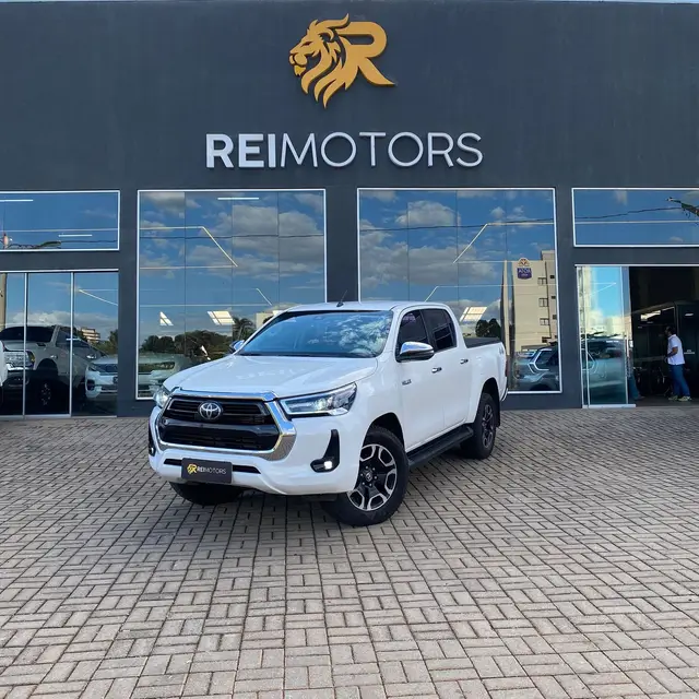 Carro Toyota Hilux Cabine Dupla 2021 SRX 2.8 TDI CD 4x4 (Aut)