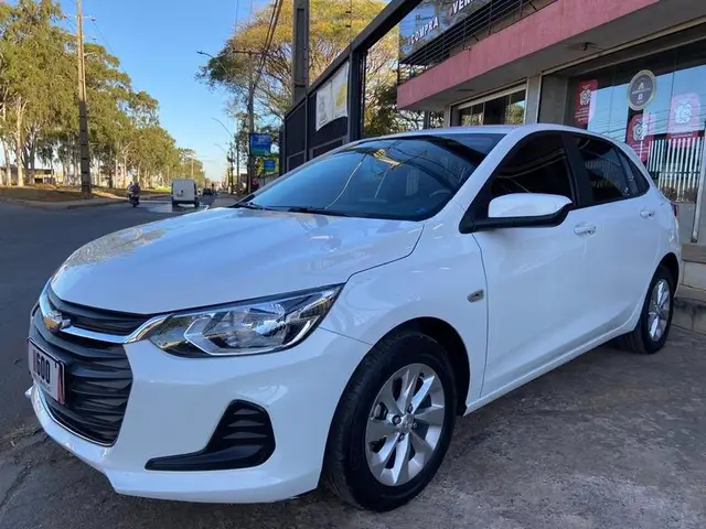 Carro Chevrolet Onix 2023 1.0
