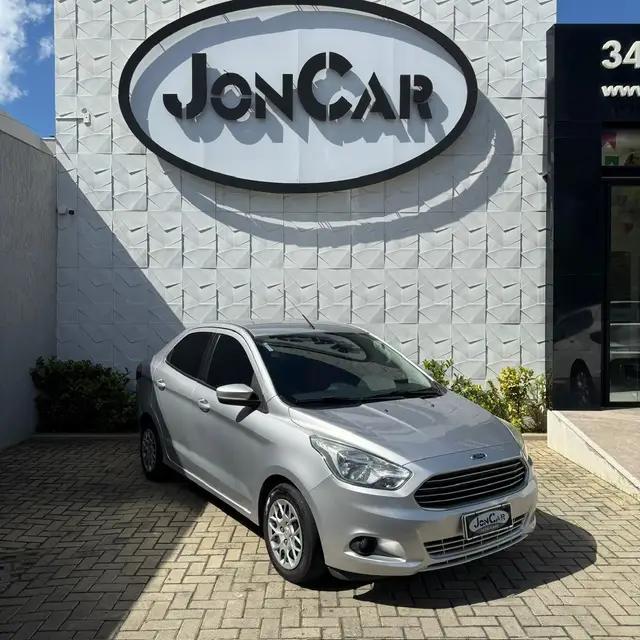 Carro Ford Ka Sedan 2015 SE Plus 1.5 16v (Flex)