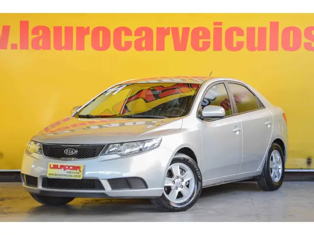 Carro Kia Cerato 2011 SX 1.6 16V