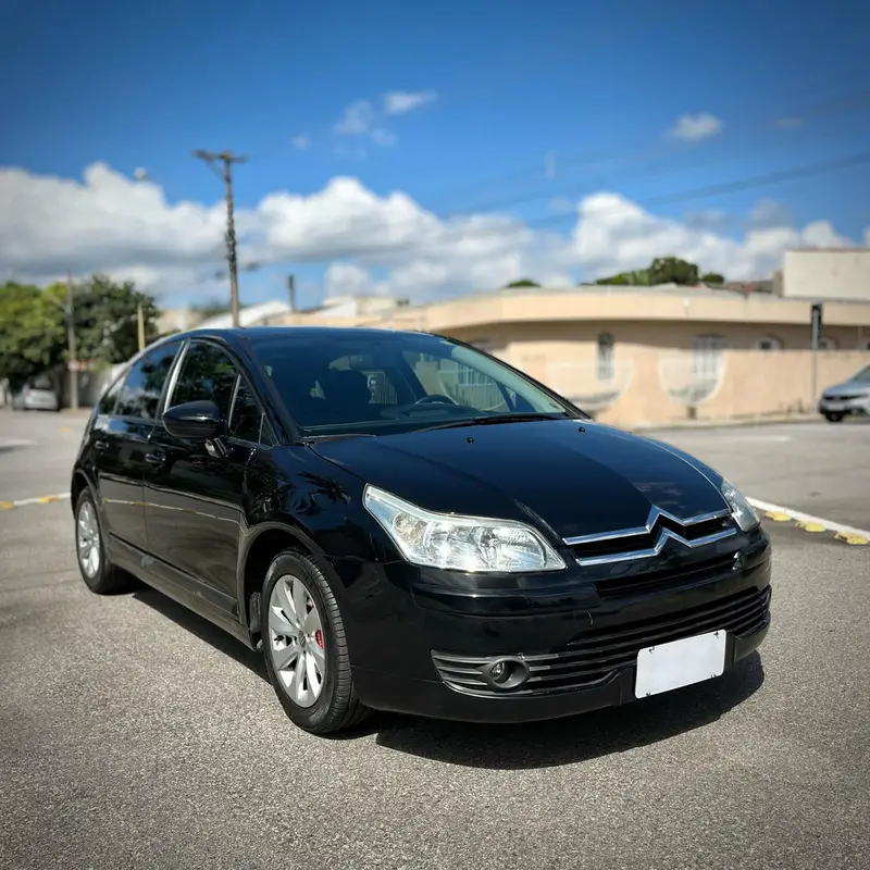 Citroën C4 GLX 1.6 (flex)
