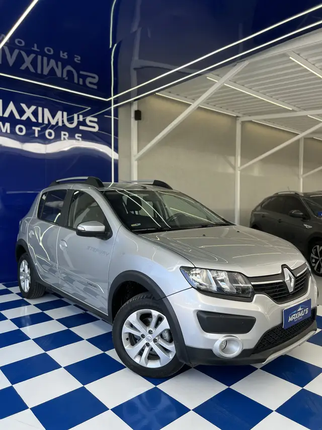 Carro Renault Sandero Stepway 2016 1.6 8V (Flex)