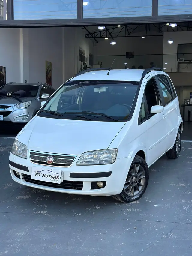 Carro Fiat Idea 2009 ELX 1.4 (Flex)