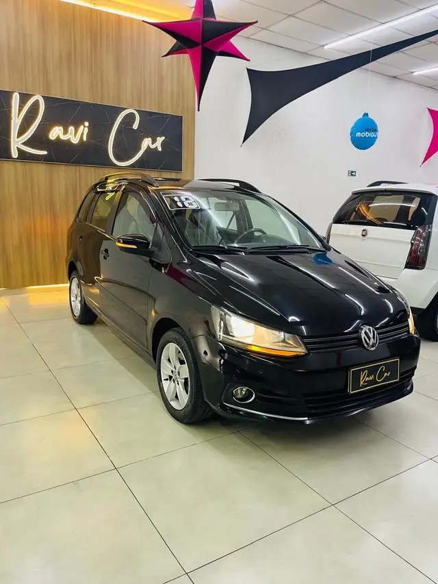 Carro Volkswagen SpaceFox 2018 1.6 MSI Trendline I-Motion (Flex)