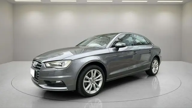 Carro Audi A3 2016 2.0 TFSI Ambition S Tronic