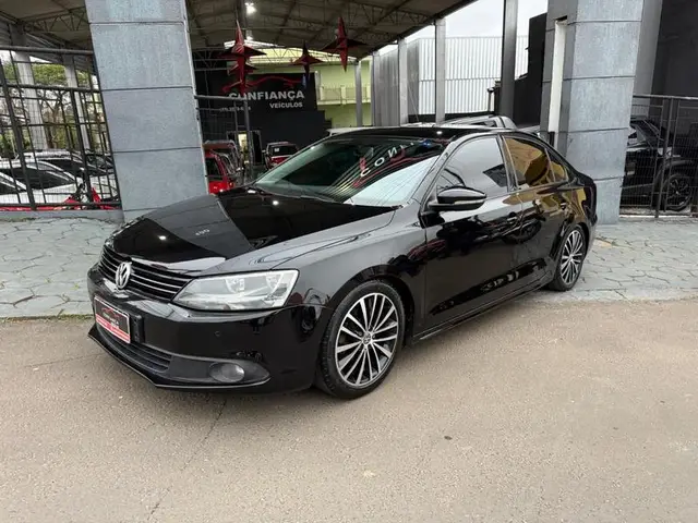 Carro Volkswagen Jetta 2012 2.0 Comfortline (Flex)