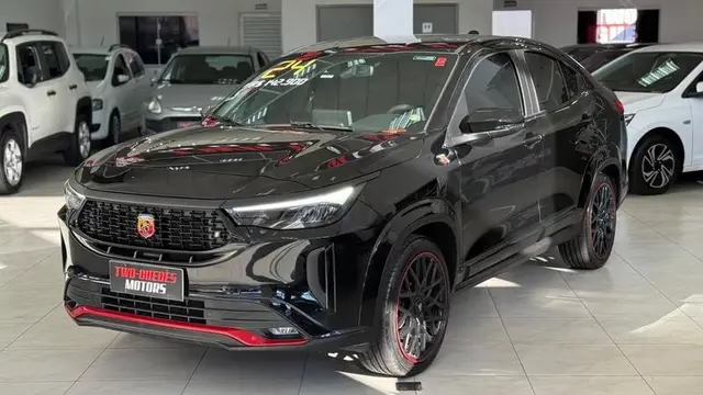 Carro Fiat Fastback 2024 Abarth