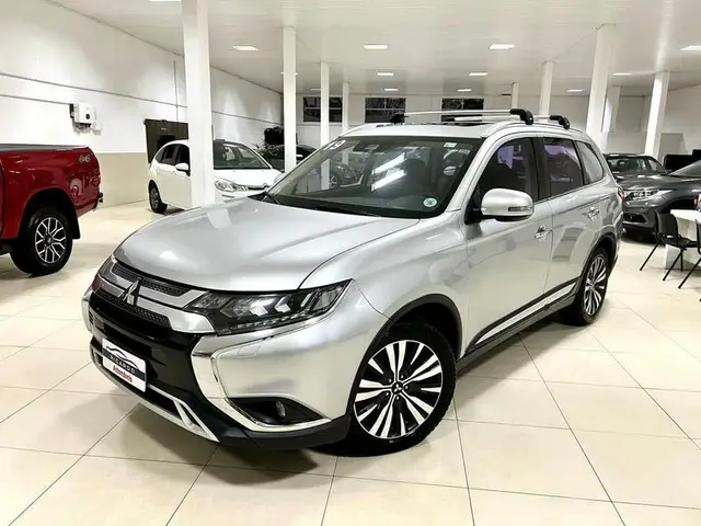 Carro Mitsubishi Outlander 2019 2.2 DI-D HPE-S 4WD CVT