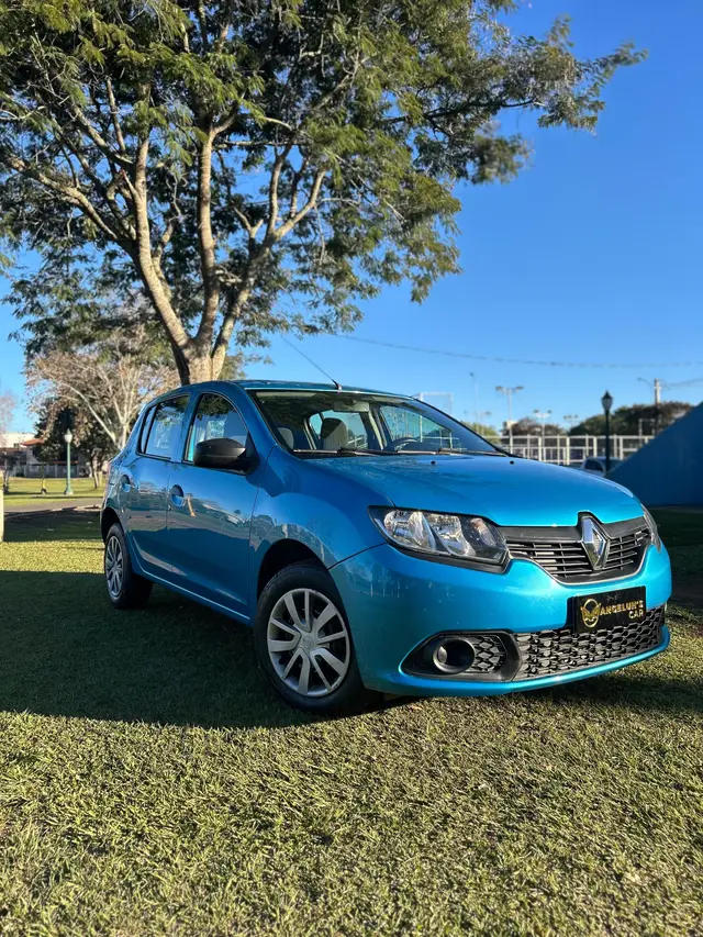 Carro Renault Sandero 2015 Authentique HIi-Power 1.0 16V (Flex)
