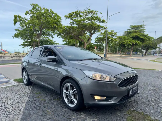 Carro Ford Focus Sedan 2016 2.0 16V/2.0 16V Flex 4p Aut.