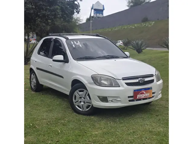 Carro Chevrolet Celta 2014 LS 1.0 (Flex) 4p