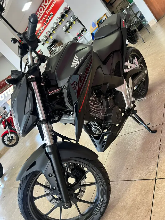 Moto Honda CB 300F Twister 2024 (ABS)