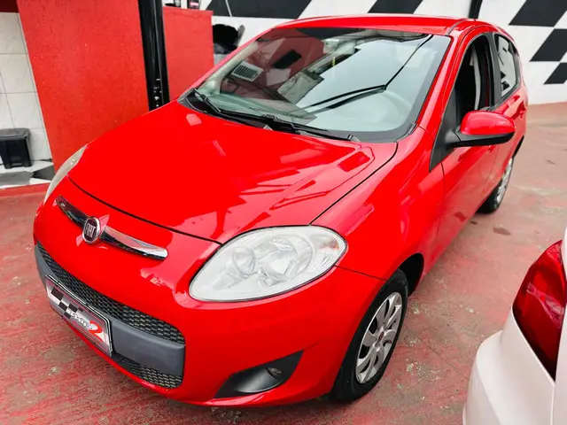 Carro Fiat Palio 2013 Attractive 1.0 8V (Flex)