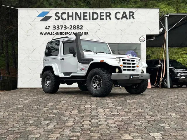 Carro Troller T4 2008 4x4 3.0 (teto rígido)