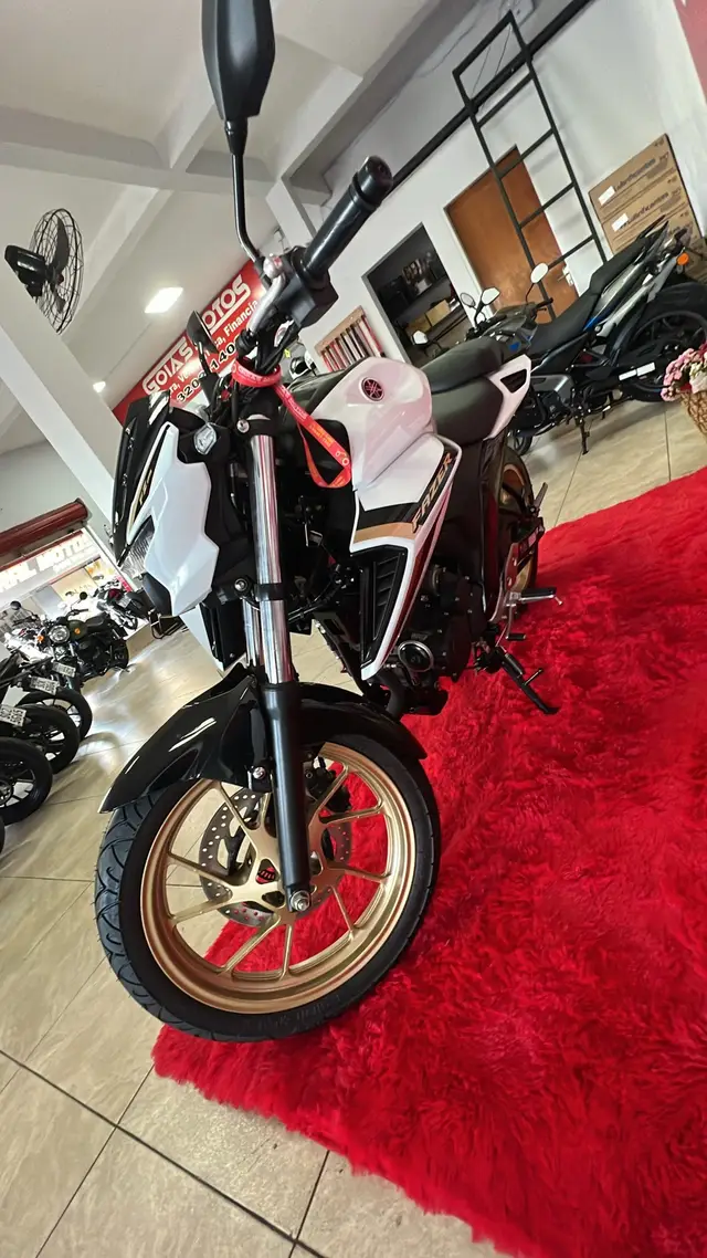 Moto Yamaha Fazer FZ25 2025 ABS