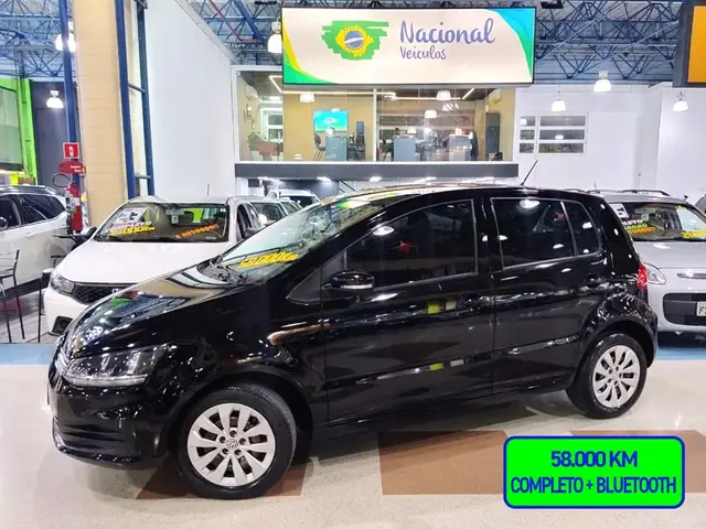 Carro Volkswagen Fox 2017 1.0 MPI Trendline (Flex)
