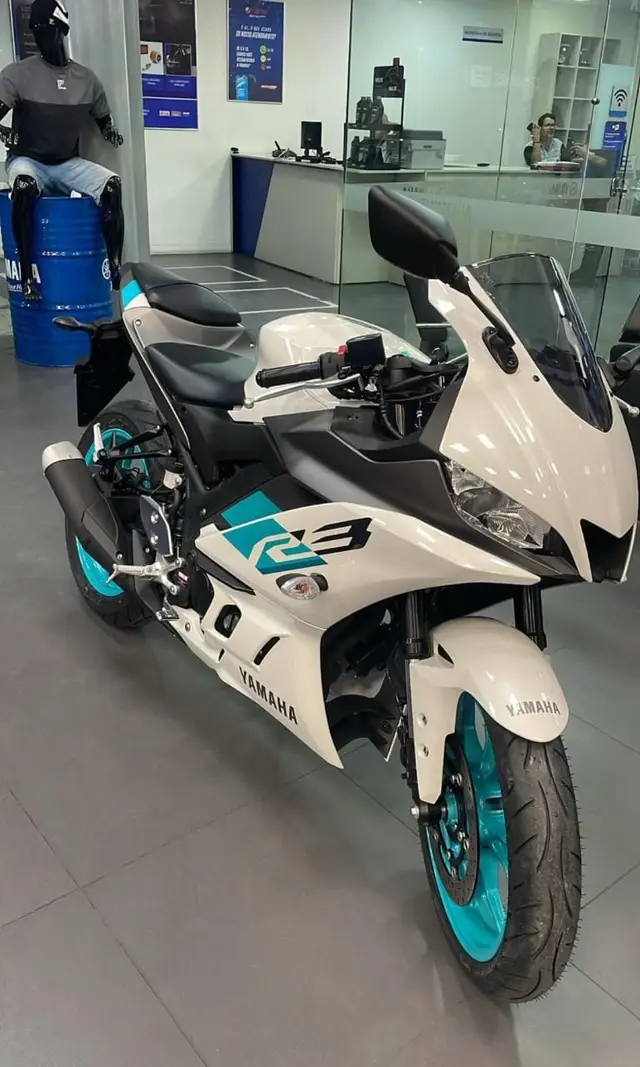 Moto Yamaha YZF R3 2026 ABS