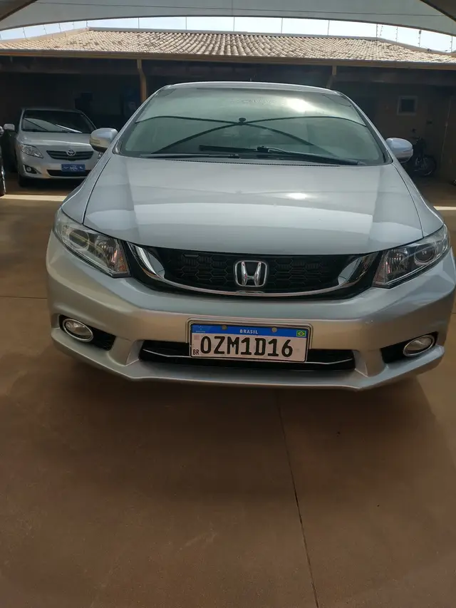 Carro Honda Civic 2015 LXR 2.0 i-VTEC (Aut) (Flex)