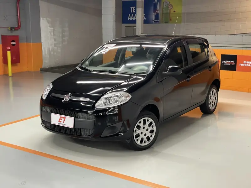 Fiat Palio Attractive 1.0 8V (Flex)