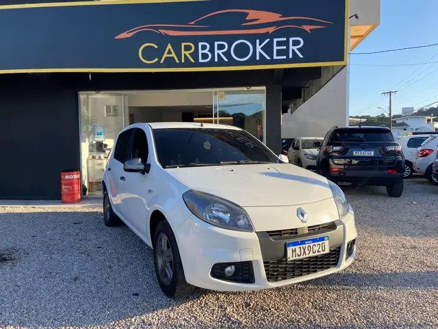 Carro Renault Sandero 2014 Expression 1.0 16V (flex)