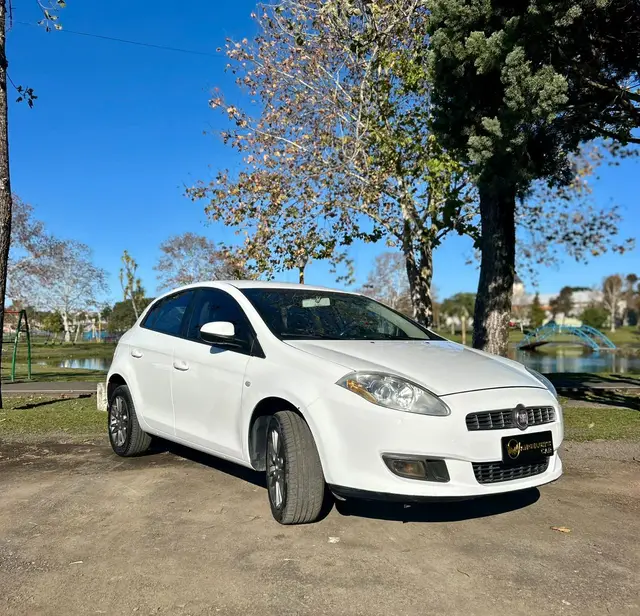 Carro Fiat Bravo 2012 Essence 1.8 16V (Flex)