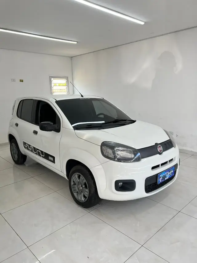 Carro Fiat Uno 2016 Attractive 1.0 (Flex) 4p