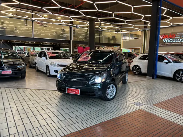 Carro Chevrolet Agile 2013 LTZ 1.4 8V (Flex)