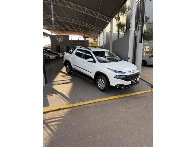 Carro Fiat Toro 2019 Freedom 1.8 AT6 4x2 (Flex)