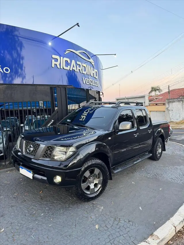 Carro Nissan Frontier 2012 SE Attack 2.5 4X4 (Cab.Dupla)